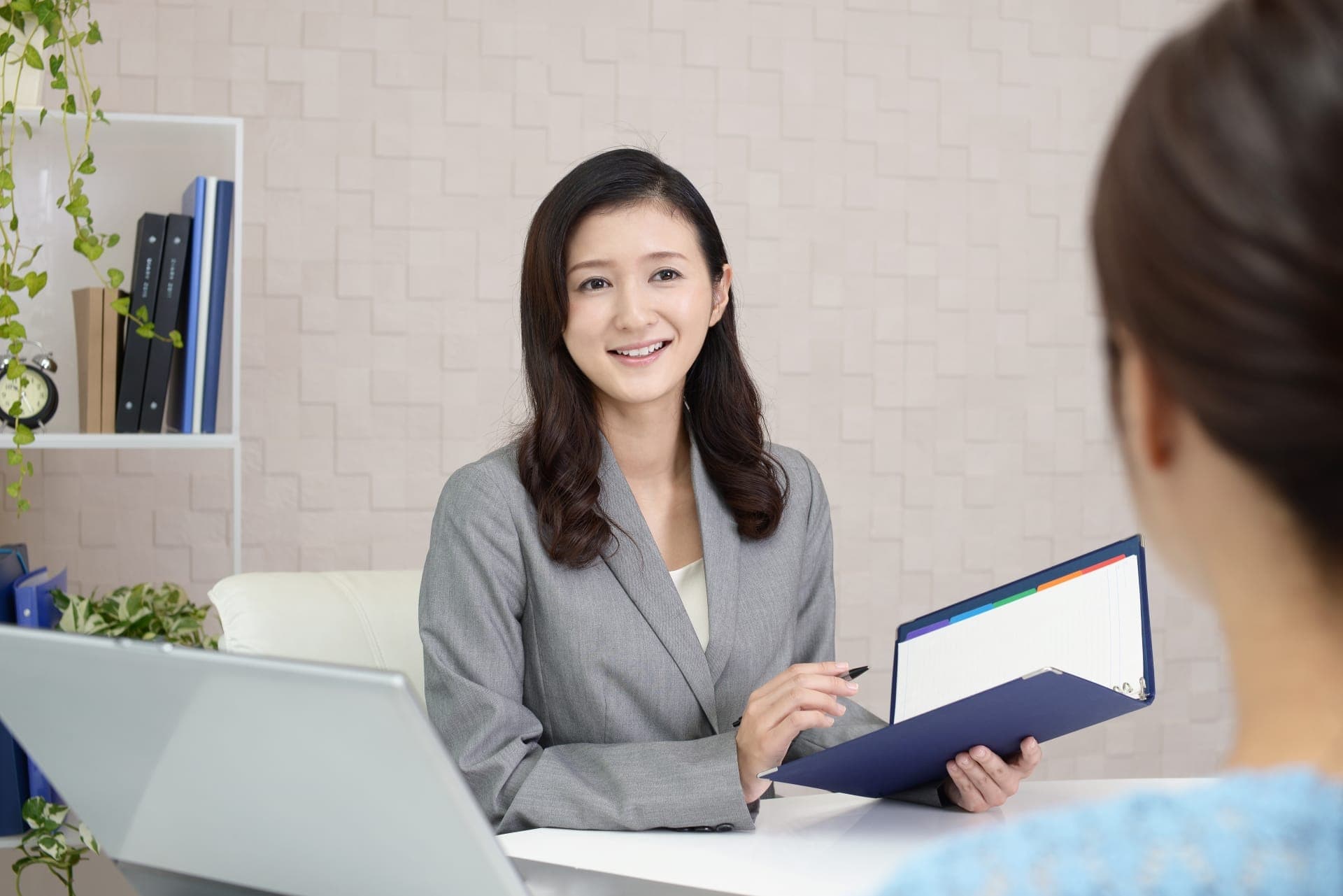 厳しい生活管理・母親代わりの生活相談